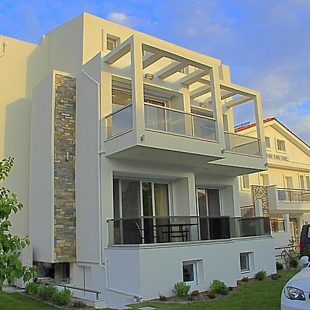 Sky Rays Luxury Apartments นิกิติ ภายนอก รูปภาพ