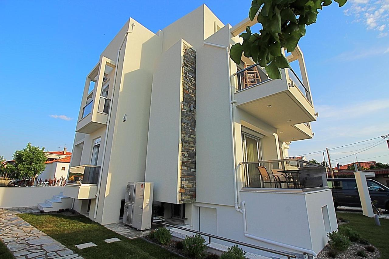 Sky Rays Luxury Apartments นิกิติ ภายนอก รูปภาพ