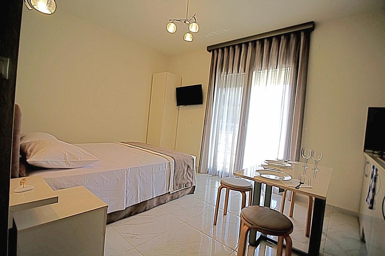 Sky Rays Luxury Apartments นิกิติ ภายนอก รูปภาพ
