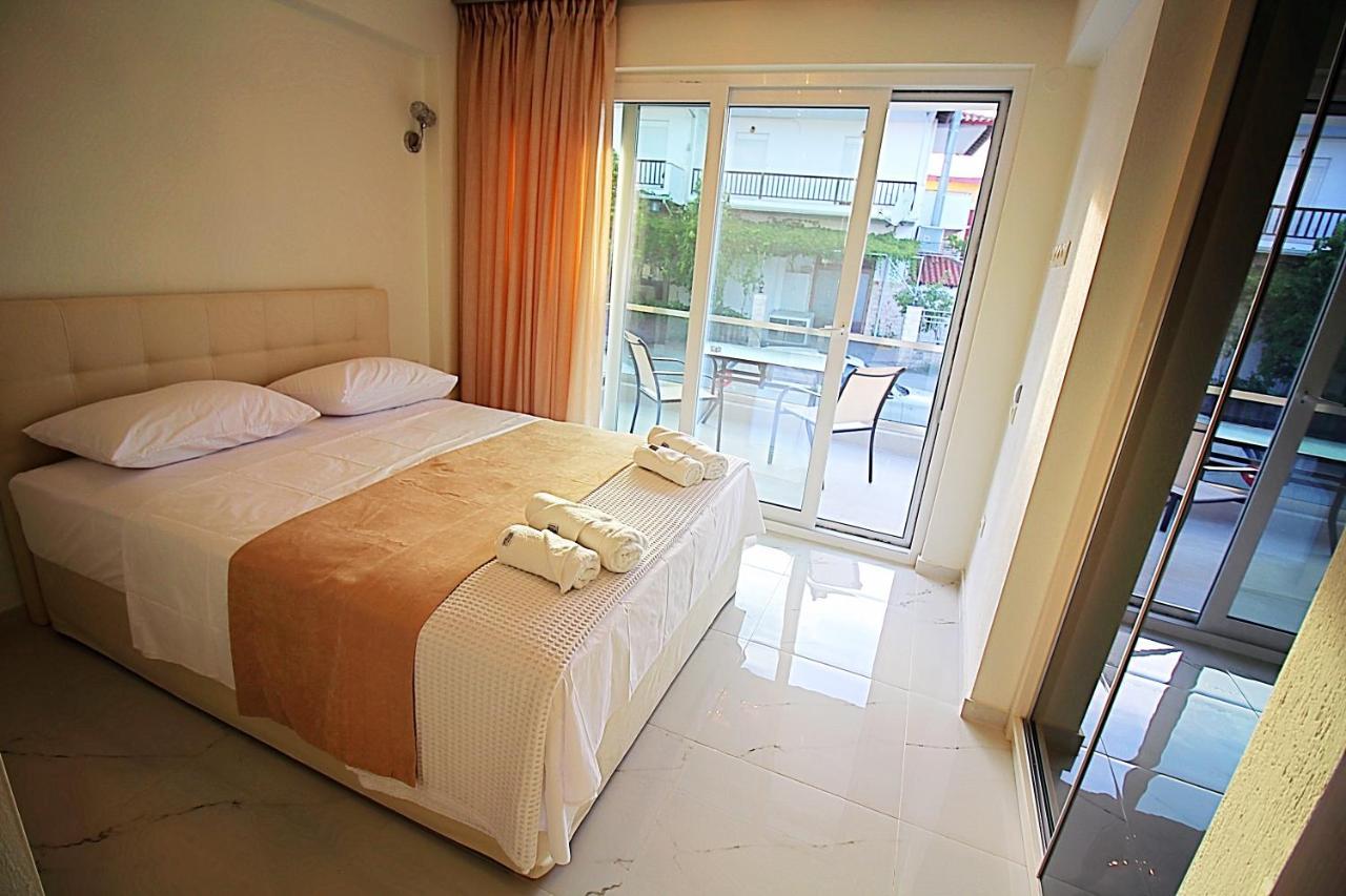 Sky Rays Luxury Apartments นิกิติ ภายนอก รูปภาพ