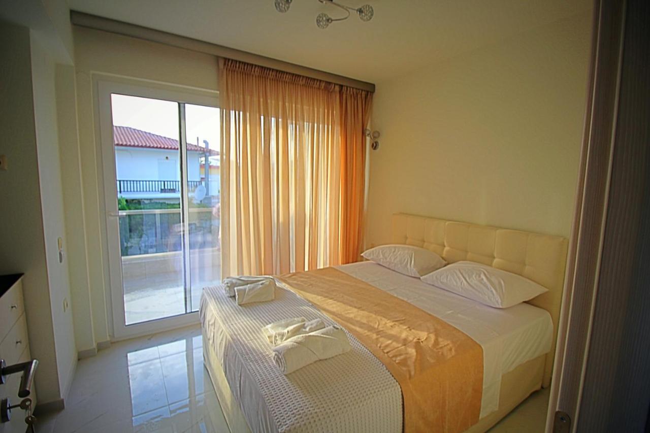 Sky Rays Luxury Apartments นิกิติ ภายนอก รูปภาพ