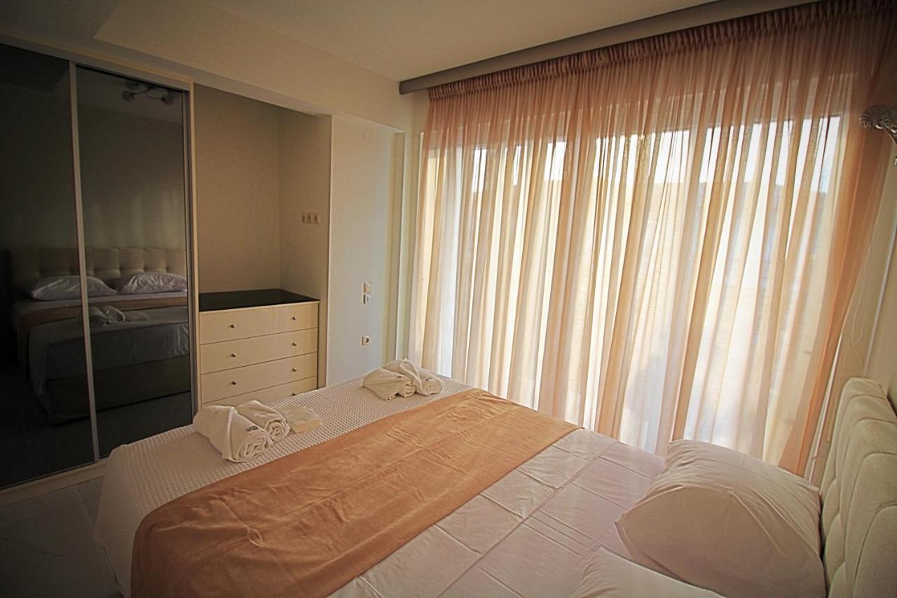 Sky Rays Luxury Apartments นิกิติ ภายนอก รูปภาพ