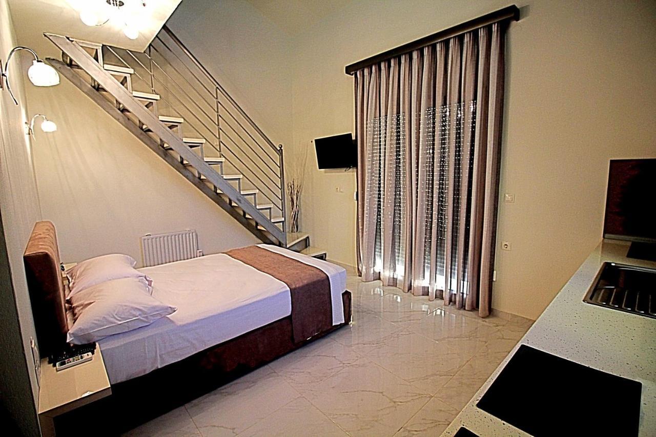 Sky Rays Luxury Apartments นิกิติ ภายนอก รูปภาพ